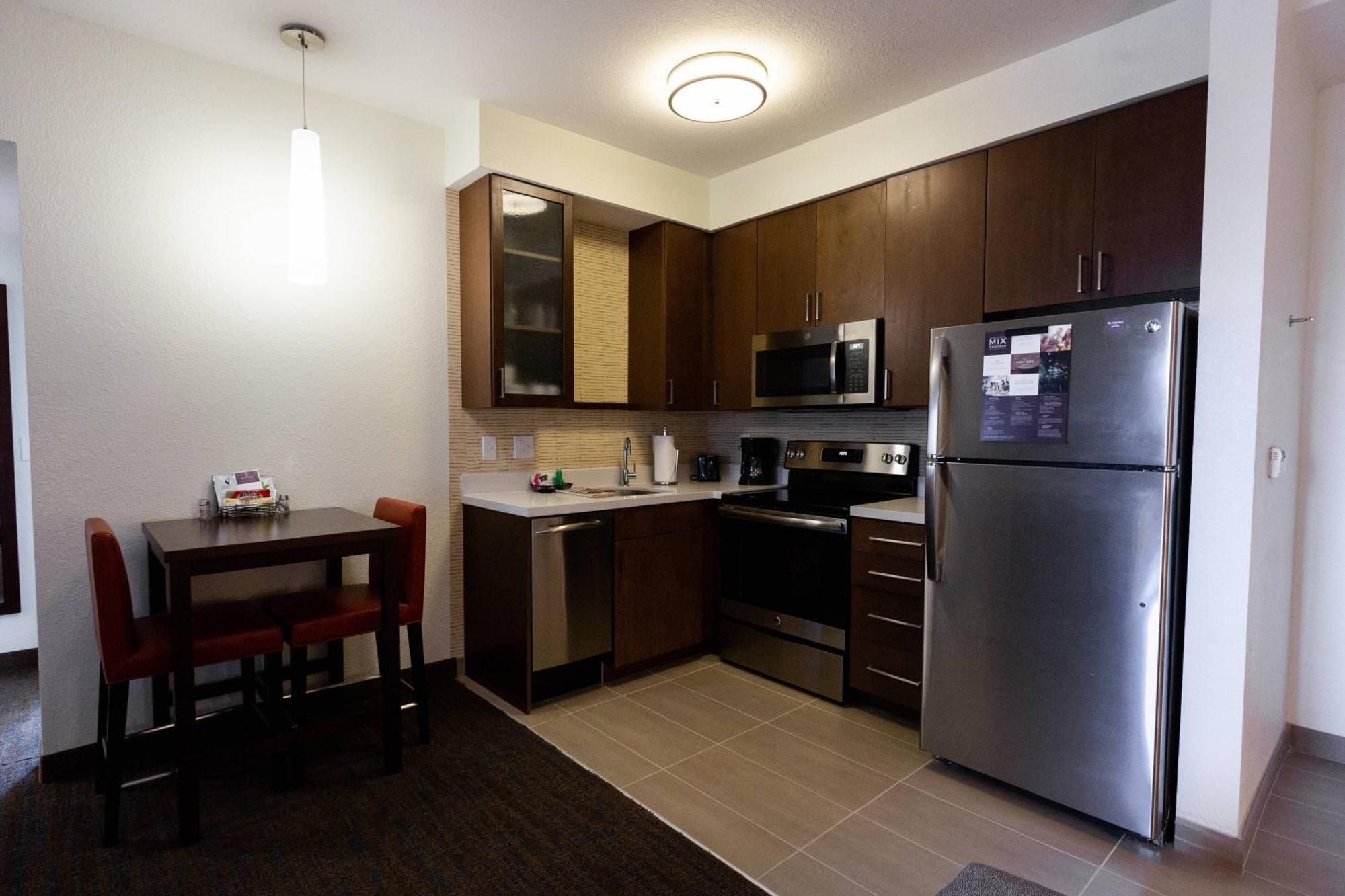 Residence Inn By Marriott Oklahoma City Airport Екстериор снимка